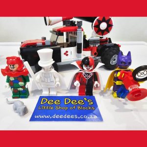Lego set 70921 - Harley Quinn Cannonball Attack