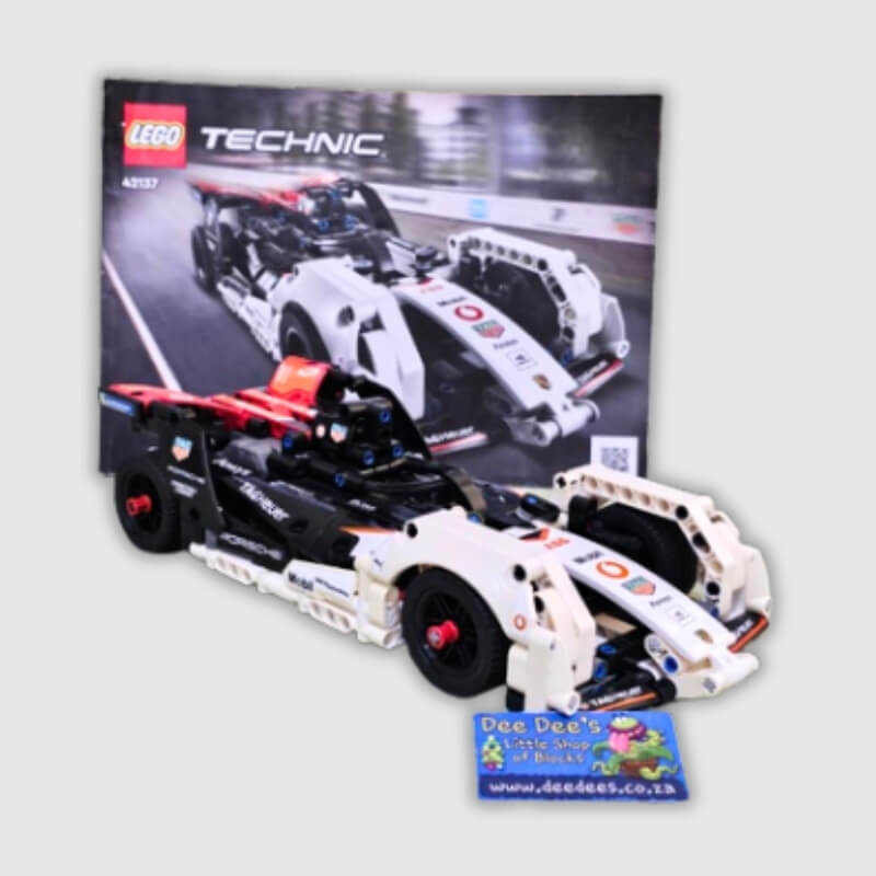 42137 - Formula E Porsche 99X Electric (2)